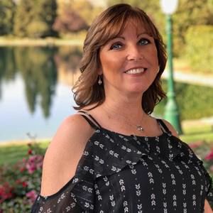 Meet your Posher, Vanessa